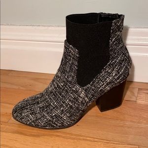 Diba boots in Black and White Tweed